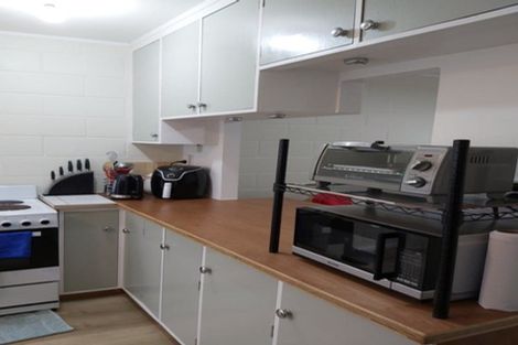 Photo of property in 15 Raewyn Street, Morningside, Whangarei, 0110