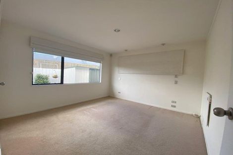 Photo of property in 2/90 Nile Road, Milford, Auckland, 0620