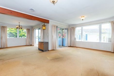 Photo of property in 2 Sunvue Road, Glen Eden, Auckland, 0602