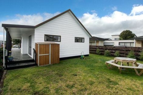 Photo of property in 210a Dickson Road, Papamoa Beach, Papamoa, 3118