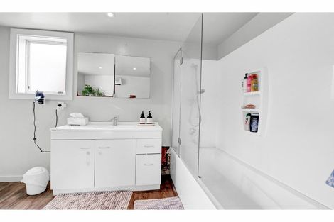 Photo of property in 6 Osborne Road, Amberley, 7410