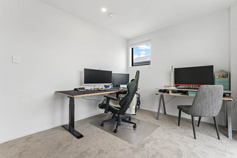 Photo of property in 1/258 Lake Road, Hauraki, Auckland, 0622