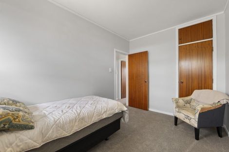 Photo of property in 9 Barrett Street, Westown, New Plymouth, 4310