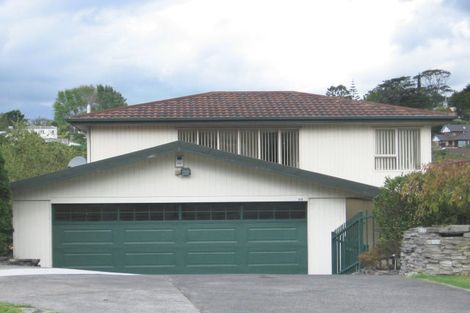 Photo of property in 98 Nigel Road, Browns Bay, Auckland, 0630
