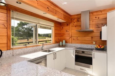 Photo of property in 160 Ngaroto Road, Te Awamutu, Ohaupo, 3883