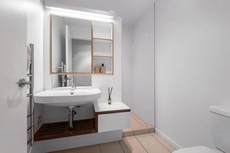 Photo of property in Piermont Apartments, 5c/82 Cable Street, Te Aro, Wellington, 6011