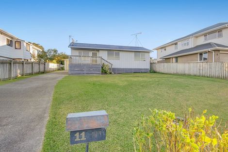 Photo of property in 11 Kawau View Road, Snells Beach, 0920