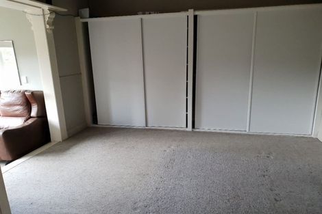 Photo of property in 359 Henderson Valley Road, Henderson Valley, Auckland, 0612