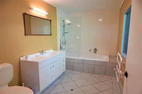 Photo of property in 12 Titoki Place, Kerikeri, 0294