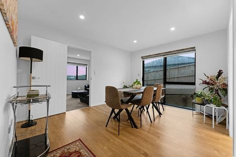 Photo of property in 32 Leathem Crescent, Pokeno, 2402