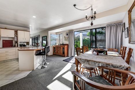 Photo of property in 21 Ayrshire Drive, Grandview Heights, Hamilton, 3200