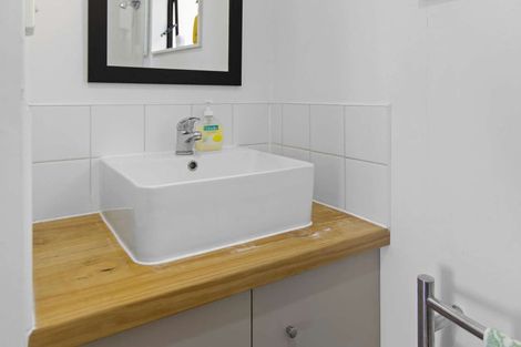 Photo of property in 9 Castle Crescent, Stokes Valley, Lower Hutt, 5019