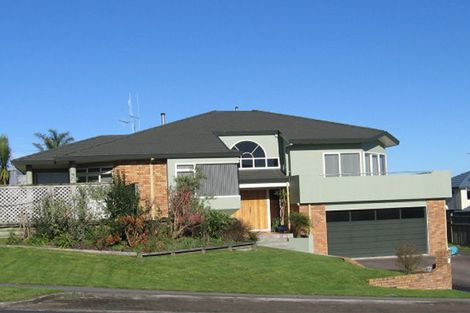 Photo of property in 52 Greenfield Drive, Western Heights, Hamilton, 3200