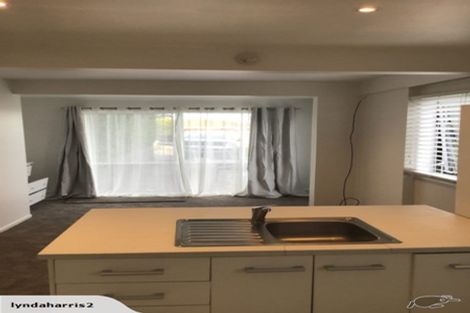 Photo of property in 30b Seaview Road, Otumoetai, Tauranga, 3110