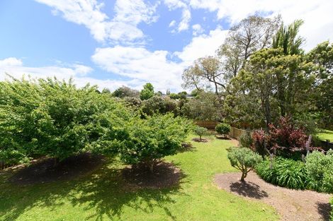 Photo of property in 106 Borich Road, Sunnyvale, Auckland, 0612