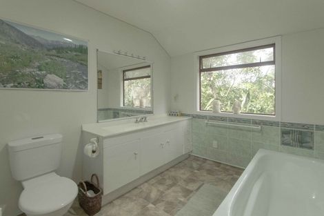 Photo of property in 81 Silverton Road, Poraiti, Napier, 4182