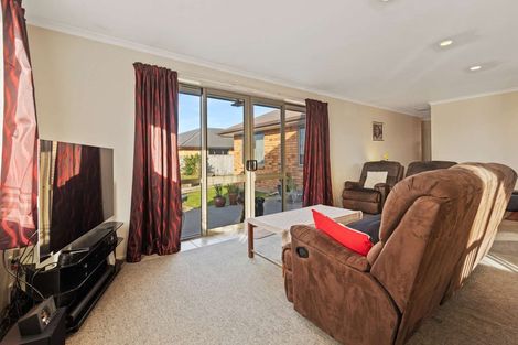 Photo of property in 24 Finchley Place, Hamilton East, Hamilton, 3216