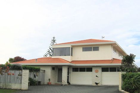 Photo of property in 9 Beach Haven Place, Paraparaumu Beach, Paraparaumu, 5032