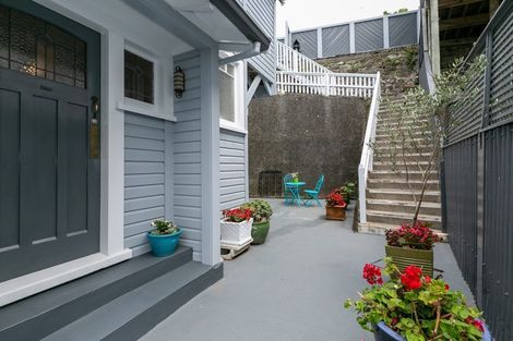 Photo of property in 13 Fitzroy Road, Bluff Hill, Napier, 4110