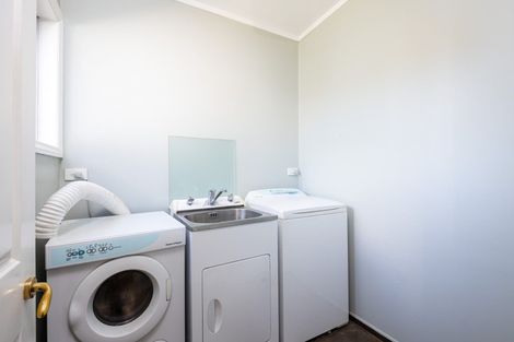 Photo of property in 46 Takiroa Street, Urenui, 4375