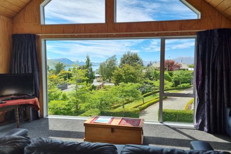 Photo of property in 20 Murray Place, Lake Tekapo, 7999