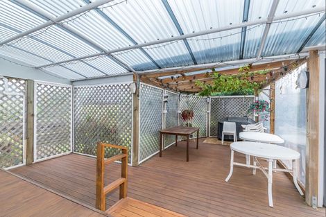 Photo of property in 617 Queen Street East, Levin, 5510