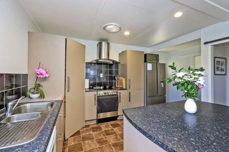 Photo of property in 2 Murdoch Place, Raureka, Hastings, 4120