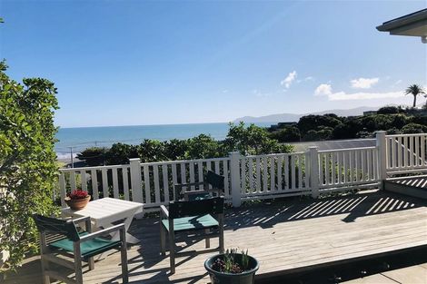 Photo of property in 15 Kainui Road, Raumati South, Paraparaumu, 5032
