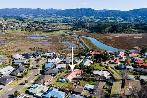 Photo of property in 23 Levley Lane, Katikati, 3129