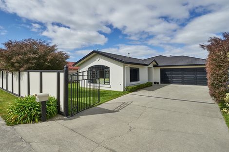 Photo of property in 87 Parnell Heights, Kelvin Grove, Palmerston North, 4414