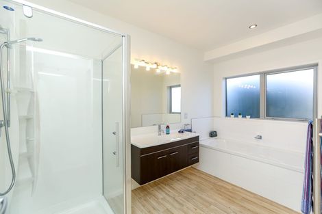 Photo of property in 30 Redwood Crescent, Hurdon, New Plymouth, 4310