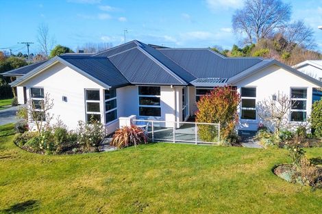 Photo of property in 100 Princes Street, Temuka, 7920