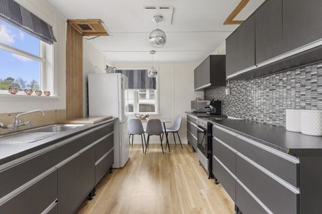 Photo of property in 26 Bell Street, Marton, 4710