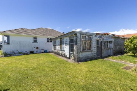 Photo of property in 89 Cracroft Street, Waitara, 4320