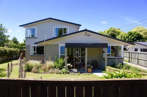 Photo of property in 10 Crofton Road, Harewood, Christchurch, 8051