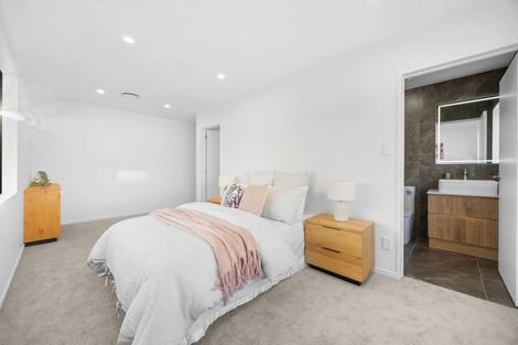 Photo of property in 3 Tinaku Road, Flat Bush, Auckland, 2019