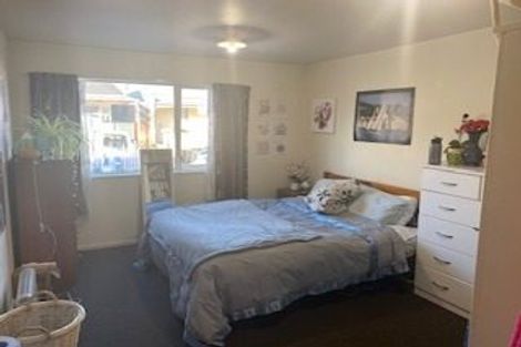 Photo of property in 28 Hyde Street, North Dunedin, Dunedin, 9016