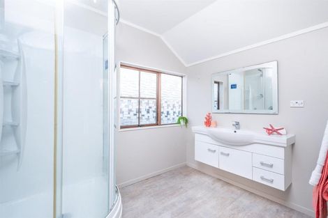 Photo of property in 4b Earp Street, Johnsonville, Wellington, 6037