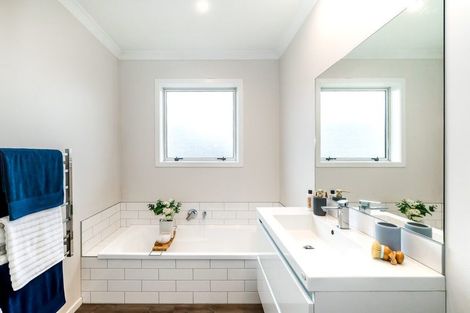 Photo of property in 1b Trusham Court, Paraparaumu, 5032