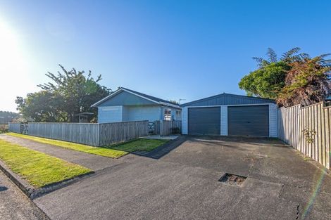 Photo of property in 12 Walker Crescent, Bulls, 4818