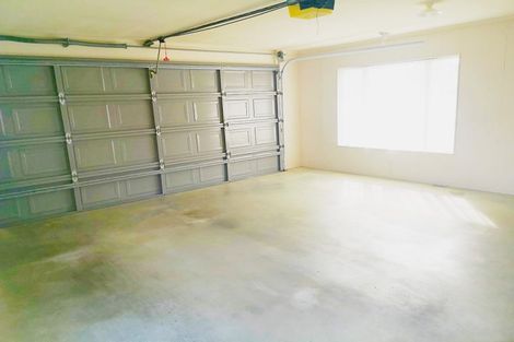 Photo of property in 12 Pennygale Close, Flat Bush, Auckland, 2016