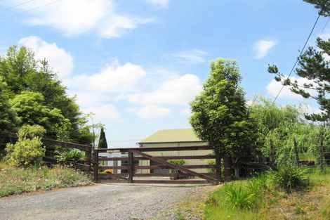 Photo of property in 433 Old North Road, Kumeu, 0892