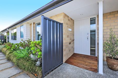 Photo of property in 2a Goddard Lane, Havelock North, 4130