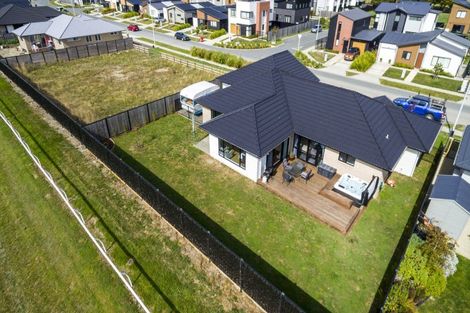 Photo of property in 79 Mawai Hakona Drive, Wallaceville, Upper Hutt, 5018
