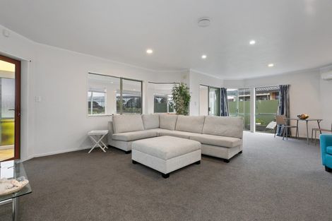 Photo of property in 19 Matapihi Road, Mount Maunganui, 3116