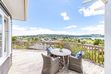 Photo of property in 37 Long Street, Raglan, 3225