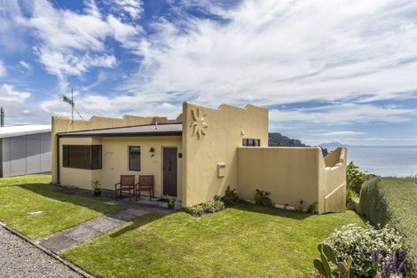 Photo of property in 18 Turangitukua Terrace, Kuratau, Turangi, 3381
