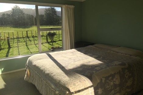 Photo of property in 27 Terrace Road, Reikorangi, Waikanae, 5391