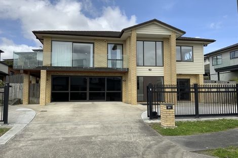 Photo of property in 21 Midhurst Avenue, Henderson, Auckland, 0612