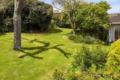 Photo of property in 60 Harvey Street, Waipahihi, Taupo, 3330